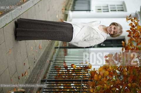 Simon Sebag..Copyright©Geraint Lewis/Writer Pictures/Rosebud2