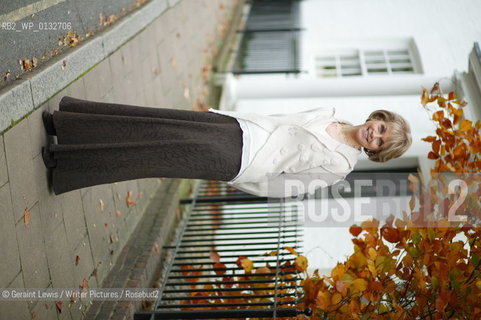 Simon Sebag..Copyright©Geraint Lewis/Writer Pictures/Rosebud2