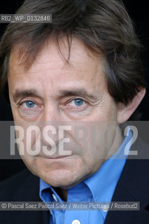 Writer Anthony Seldon, author of Blair and The Blair Effect at the Edinburgh International Book Festival 2004..Copyright©Pascal Saez.Pascal Saez/Writer Pictures/Rosebud2