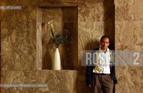 Writer Vikram Seth at Time Warner Books, Lancaster Place, Central London.. ..copyright©John Lawrence/Writer Pictures/Rosebud2