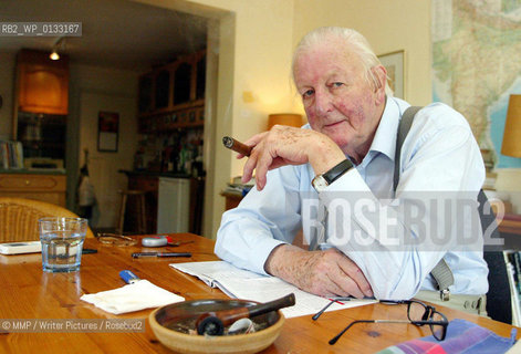 Tom Sharpe pictured at his home in Gt Shelford near Cambridge...copyright©MMP/Writer Pictures/Rosebud2