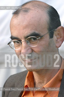 Palestinian writer and human rights lawyer Raja Shehadeh, author of When the Bulbul Stopped Singing,  his memoir of Ramallah under israeli occupation, at the Edinburgh International Book Festival 2004..Copyright©Pascal Saez.Pascal Saez/Writer Pictures/Rosebud2