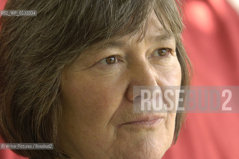 Clare Short former  Labour MP and member of Tony Blairs Cabinet at the Edinburgh International Book Festival 2005 CREDIT Geraint Lewis
©Writer Pictures/Rosebud2