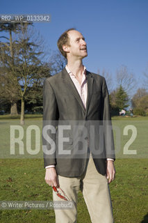 Clare Short former  Labour MP and member of Tony Blairs Cabinet at the Edinburgh International Book Festival 2005 CREDIT Geraint Lewis
©Writer Pictures/Rosebud2