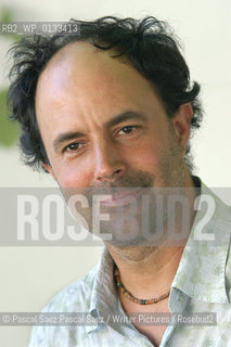 Writer and poet Henry Shukman, author of Sanstorm, at the Edinburgh International Book Festival 2005..Copyright©Pascal Saez.Pascal Saez/Writer Pictures/Rosebud2