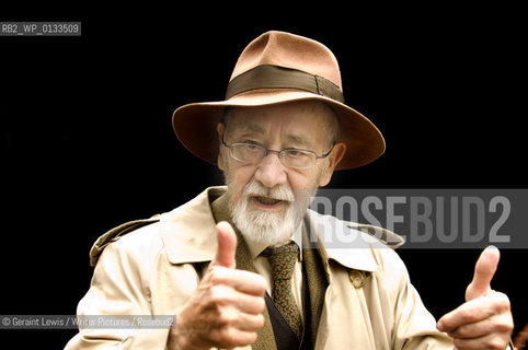 Alan Sillitoe, writer of Saturday Night and Sunday Morning and author of Gadfly in Russia about The Cold War, pictured at The Edinburgh Book Festival 2008..Copyright©Geraint Lewis/Writer Pictures/Rosebud2