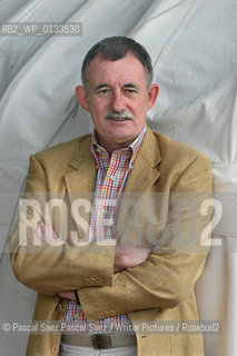 Writer Stuart Sim, author of Fundamentalist World: The New Dark Age of Dogma  at the Edinburgh International Book Festival 2004                              ..Copyright©Pascal Saez.Pascal Saez/Writer Pictures/Rosebud2