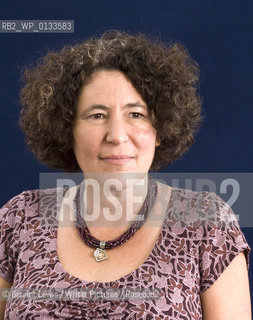 Francesca Simon, author and writer of The Horid Henry Books..Copyright©Geraint Lewis/Writer Pictures/Rosebud2