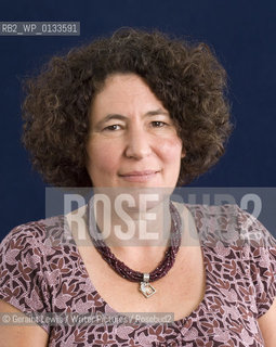 Francesca Simon, author and writer of The Horid Henry Books..Copyright©Geraint Lewis/Writer Pictures/Rosebud2