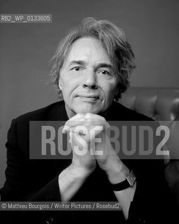 Yves Simon. .copyright©Mathieu Bourgois/Writer Pictures/Rosebud2