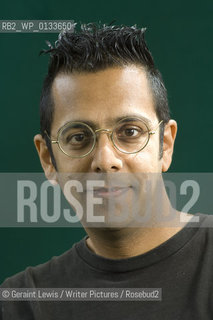 Simon Singh..Copyright©Geraint Lewis/Writer Pictures/Rosebud2