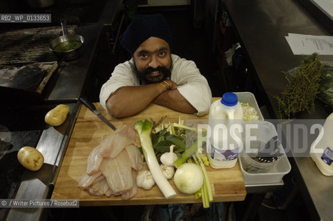 S2 Features, Chef Tony Singh prepares cullen skink (fish soup) at Oloroso restaurant, 04/10/05..©/Writer Pictures/Rosebud2