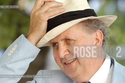 Internationally acclaimed Scottish writer Alexander McCall Smith (author of the No 1 Ladies detective agency.at the Edinburgh International Book Festival 2003..McCall Smith has also been for a long time professor of medical law at the University of Edinburgh, and advisor to the UNESCO and the British Government on bioethics.)..Copyright©Pascal Saez.Pascal Saez/Writer Pictures/Rosebud2