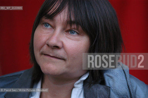 20 August 2005 - Edinburgh, UK - Scottish writer Ali Smith at the Edinburgh International Book Festival. Her first book, Free Love and Other Stories (1995), won the Saltire Society Scottish First Book of the Year Award and a Scottish Arts Council Award. ..©.Pascal Saez/Writer Pictures/Rosebud2