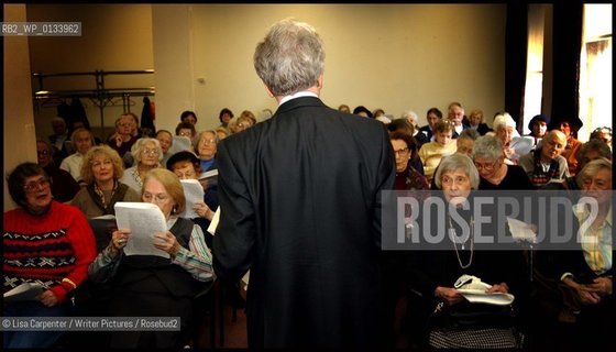 Bob Smith, who lectures on Shakespeare at the 92nd Street Y in  New York City..He is pictured here in his Wednesday afternoon class which is attended by people in age ranges from 60 to 102 ..copyright©Lisa Carpenter/Writer Pictures/Rosebud2