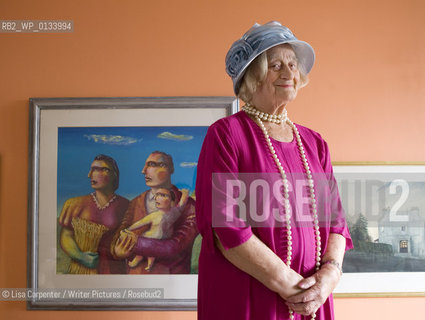 Bob Smith, who lectures on Shakespeare at the 92nd Street Y in  New York City..He is pictured here in his Wednesday afternoon class which is attended by people in age ranges from 60 to 102 ..copyright©Lisa Carpenter/Writer Pictures/Rosebud2
