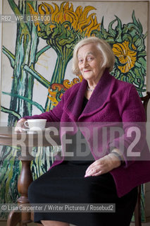 Bob Smith, who lectures on Shakespeare at the 92nd Street Y in  New York City..He is pictured here in his Wednesday afternoon class which is attended by people in age ranges from 60 to 102 ..copyright©Lisa Carpenter/Writer Pictures/Rosebud2