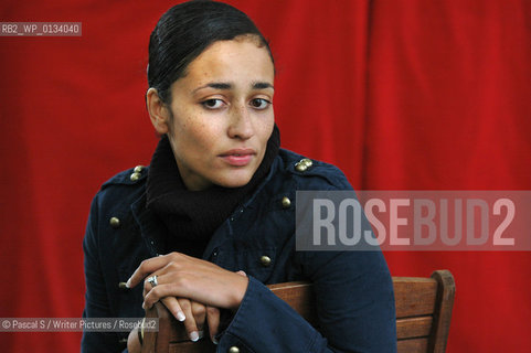 28 August 2005-Edinburgh, UK- British superstar writer Zadie Smith, author of White Teeth and On Beauty..at the Edinburgh International Book Festival..Copyright©Pascal S/Writer Pictures/Rosebud2