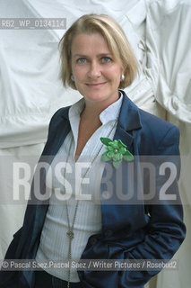 Spanish writer Almudena Solana, author of The Curriculum Vitae of Aurora Ortiz at the Edinburgh International Book Festival 2005..Copyright©Pascal Saez.Pascal Saez/Writer Pictures/Rosebud2