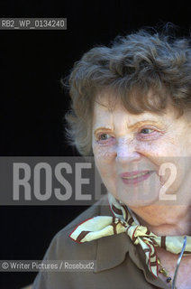 Muriel Spark author at the Edinburgh Book Festival 2004. CREDIT Geraint Lewis
©Writer Pictures/Rosebud2
