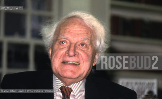 Sir Stephen Spender CBE, (February 28, 1909, London – July 16, 1995) was an English poet, novelist and essayist..Copyright©Anne-Katrin Purkiss/Writer Pictures/Rosebud2