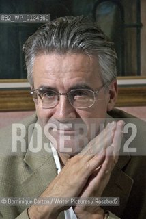 Andre Comte Sponville   ..copyright©Dominique Carton/Writer Pictures/Rosebud2