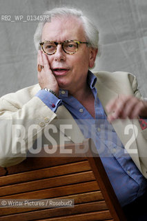 
©Writer Pictures/Rosebud2