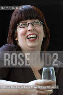 Scottish writer Zoe Strachan, author of Spin Cycle at the Edinburgh International Book Festival 2004..Copyright©Pascal Saez.Pascal Saez/Writer Pictures/Rosebud2