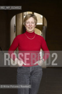 Julie Summers,writer,auth©Writer Pictures/Rosebud2