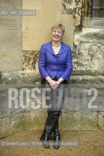 Julie Summers ,author and historian at the Oxford Literary Festival at Christchurch College Oxford. The writer of Stranger in the House,Womens Stories of Men Returning from the War...copyright©Geraint Lewis/Writer Pictures/Rosebud2
