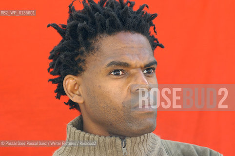 Scottish writer Luke Sutherland, author of Venus as a Boy, at the Edinburgh International Book Festival 2004..Copyright©Pascal Saez.Pascal Saez/Writer Pictures/Rosebud2