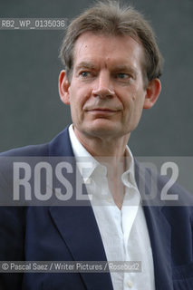 Writer Graham Swift, a winner of the Booker Prize, at the Edinburgh International Book Festival 2007. His latest novel is Tomorrow...Copyright©Pascal Saez/Writer Pictures/Rosebud2