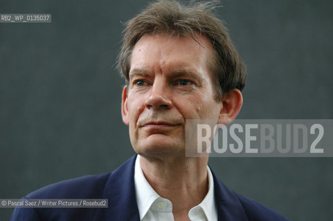 Writer Graham Swift, a winner of the Booker Prize, at the Edinburgh International Book Festival 2007. His latest novel is Tomorrow...Copyright©Pascal Saez/Writer Pictures/Rosebud2