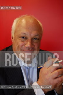 Image ID:  .Eric-Emmanuel Schmitt.Paris Bookfair 2007 .Writer of Lorsque jetais une oeuvre dart..Copyright©Edouard Smekens/Writer Pictures/Rosebud2