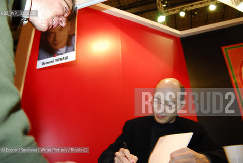 Image ID: .Bernard Werber.Paris Bookfair 2007 .Writer of  Le Papillon des Etoiles  ..Copyright©Edouard Smekens/Writer Pictures/Rosebud2