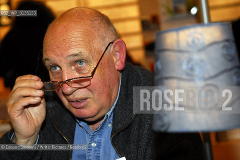 Image ID: .Raymond Depardon.Paris Bookfair 2007 .Writer of  La Solitude Heureuse du Voyageur, Notes  ..Copyright©Edouard Smekens/Writer Pictures/Rosebud2