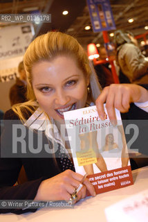 Elena Lenina presents her book Séduire à la Russe Editions du Rocher. Salon du Livre 2007, Paris
©Writer Pictures/Rosebud2