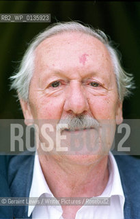 Brian Aldiss science fiction writer of the book Super Toys Last All Summer Long on which the film AI by Steven Speilberg is based...Edinburgh Book Festival 2001.....Copyright©Geraint Lewis/Writer Pictures/Rosebud2
