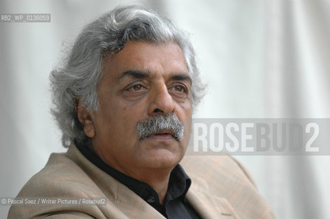 Pakistani born British writer Tariq Ali at the Edinburgh International Book Festival 2003. He is also a historian, political polemicist and anti-war activist...Copyright©Pascal Saez/Writer Pictures/Rosebud2