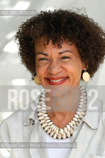 15 August 20004 - Edinburgh, UK - American writer, director and screenwriter Candace Allen at the Edinburgh International Book Festival. Candace Allen was the first African-American female member of the Directors Guild of America..©Pascal Saez/Writer Pictures/Rosebud2