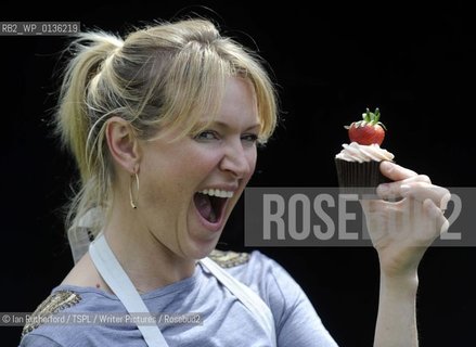 Celebrity chef Rachel Allen enjoys a stawberry cake at the launch on this years Taste of Edinburgh.  .. ..Copyright©Ian Rutherford/TSPL/Writer Pictures/Rosebud2