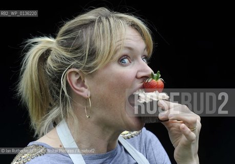 Celebrity chef Rachel Allen enjoys a stawberry cake at the launch on this years Taste of Edinburgh.  .. ..Copyright©Ian Rutherford/TSPL/Writer Pictures/Rosebud2