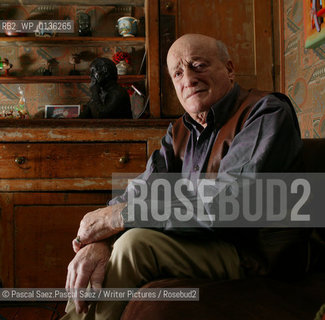 Iranian-born american writer and journalist Reza Aslan, specialist in religions, and author of No God but God, a book about Islam..Here at the Edinburgh International Book Festival 2005..Copyright©Pascal Saez.Pascal Saez/Writer Pictures/Rosebud2