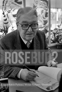 Kingsley Amis.Copyright©Anne-Katrin Purkiss/Writer Pictures/Rosebud2