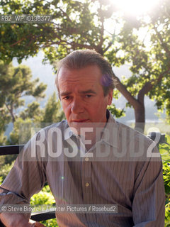 Martin Amis.  Photographed in Italy..Copyright©Steve Bisgrove/Writer Pictures/Rosebud2