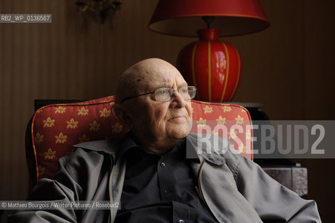 Aharon Appelfeld..copyright©Mathieu Bourgois/Writer Pictures/Rosebud2