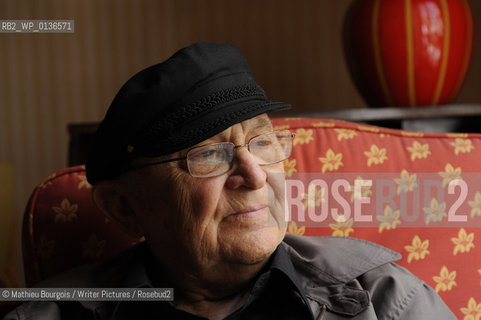 Aharon Appelfeld..copyright©Mathieu Bourgois/Writer Pictures/Rosebud2