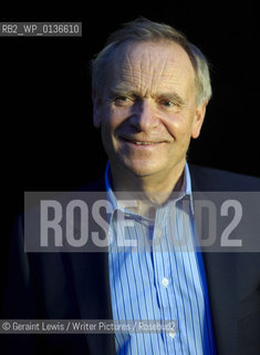 Jeffrey Archer [Lord Archer] ,Former Conservative Party Politician and  Best Selling Novelist at the Oxford Literary Festival at Christchurch College Oxford. ..copyright©Geraint Lewis/Writer Pictures/Rosebud2