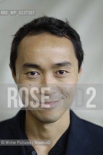 Tash Aw author of The HarmonySilk Factory  a nominee for the Booker Prize 2005. CREDIT Geraint Lewis
©Writer Pictures/Rosebud2