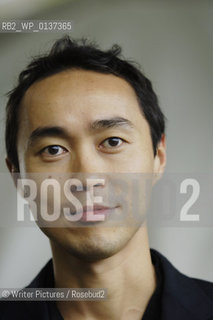 Tash Aw author of The HarmonySilk Factory  a nominee for the Booker Prize 2005. CREDIT Geraint Lewis
©Writer Pictures/Rosebud2